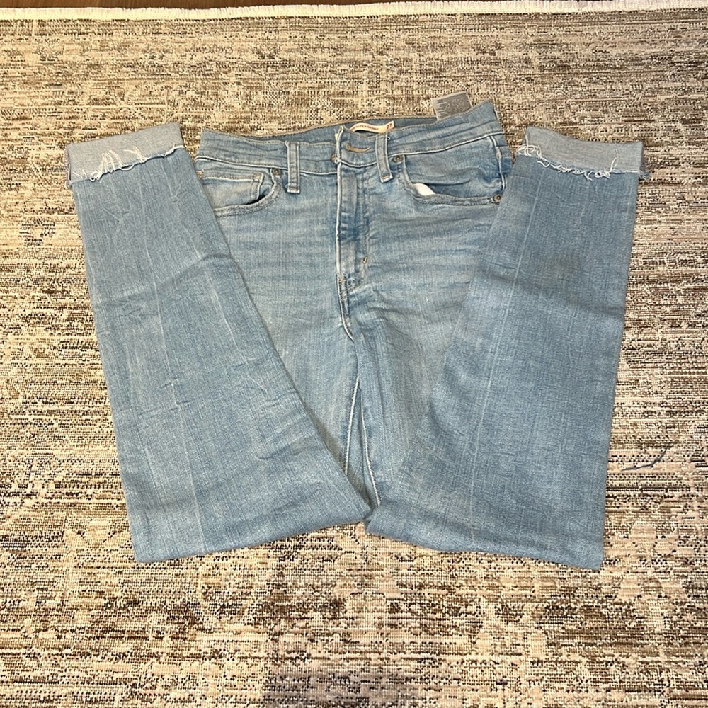 Levi’s mile high skinny SIZE 27